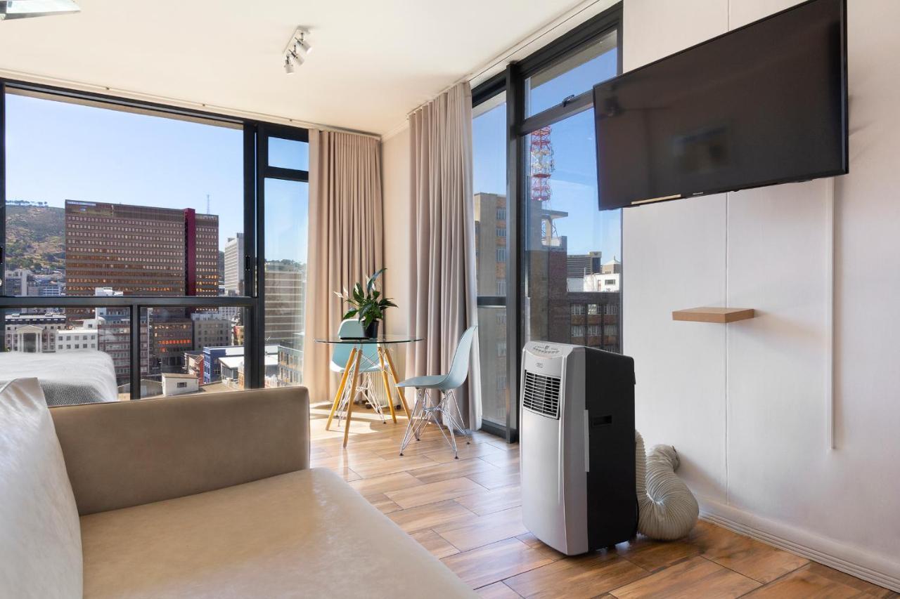 Urban Oasis At The Four Seasons Appartement Kaapstad Buitenkant foto