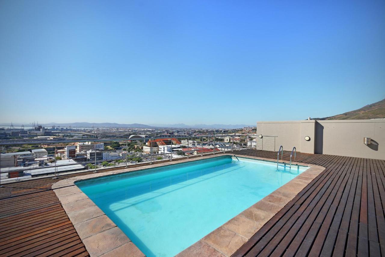 Urban Oasis At The Four Seasons Appartement Kaapstad Buitenkant foto