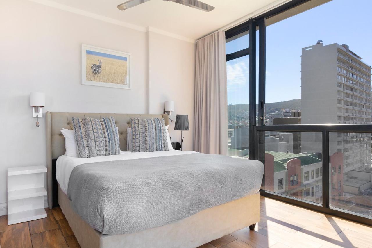 Urban Oasis At The Four Seasons Appartement Kaapstad Buitenkant foto