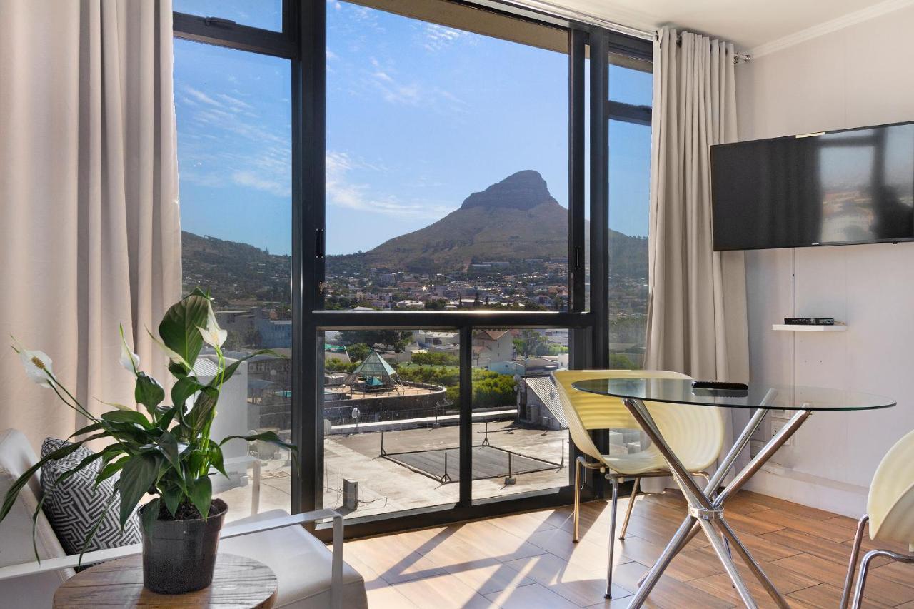 Urban Oasis At The Four Seasons Appartement Kaapstad Buitenkant foto