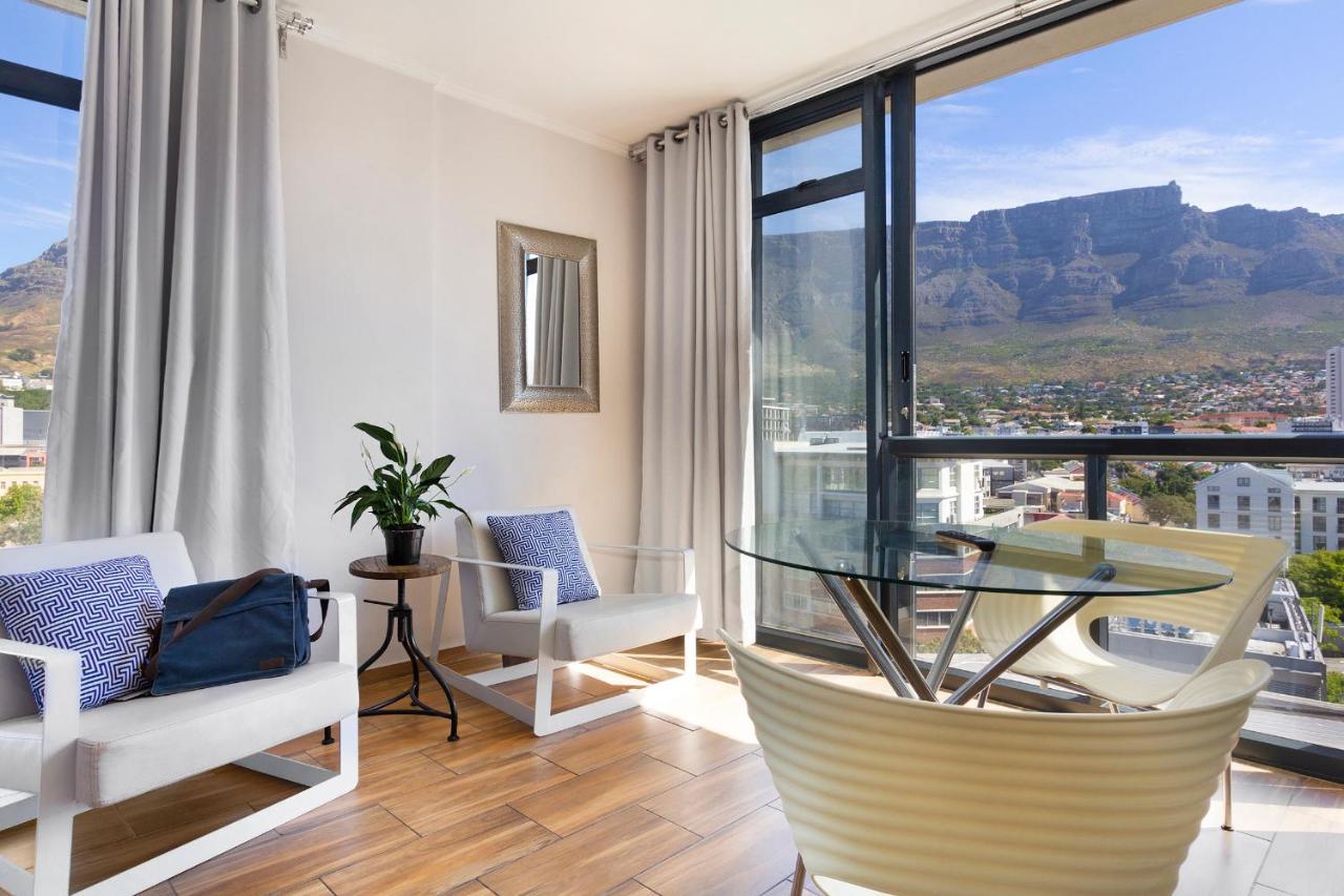 Urban Oasis At The Four Seasons Appartement Kaapstad Buitenkant foto