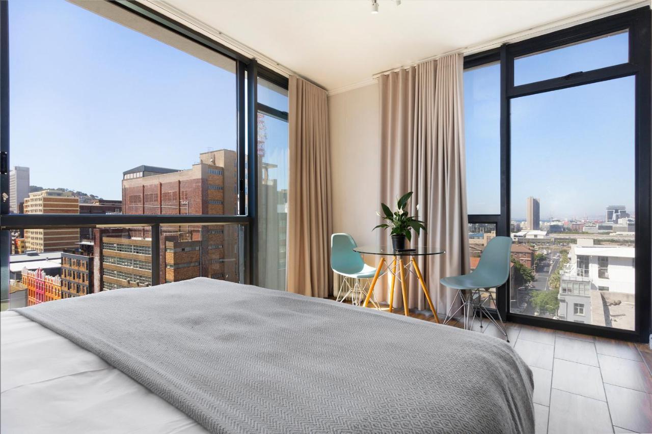 Urban Oasis At The Four Seasons Appartement Kaapstad Buitenkant foto