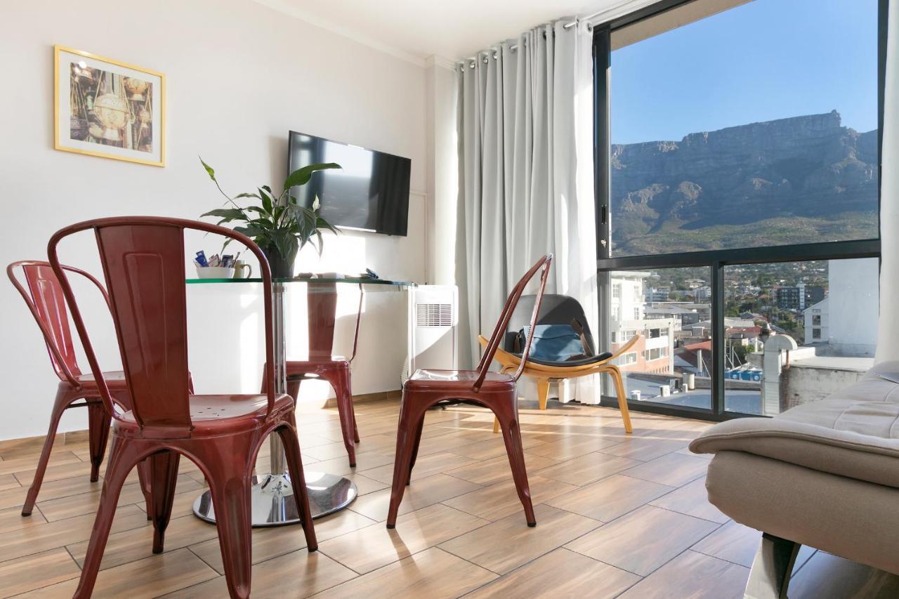 Urban Oasis At The Four Seasons Appartement Kaapstad Buitenkant foto